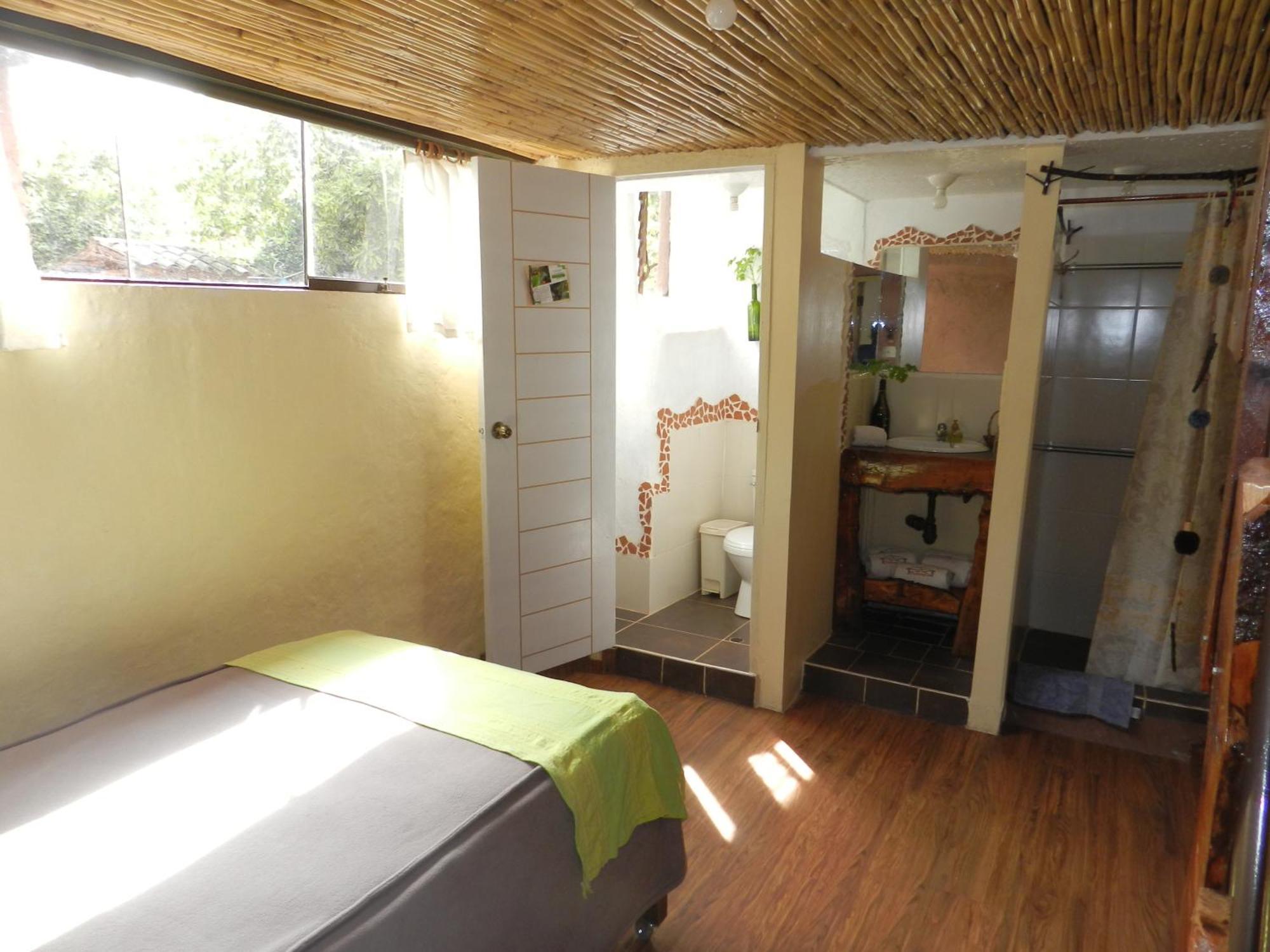 Eco Tampu Andahuaylillas- Hospedaje Ecosostenible Room photo